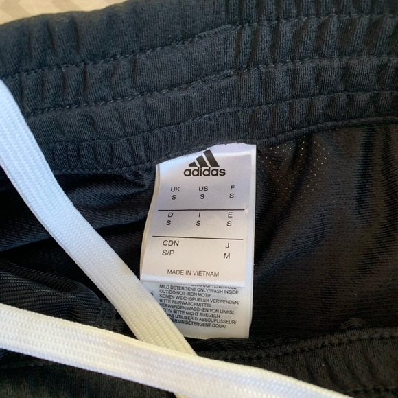 men adidas basketball shorts - Picture 2 of 3